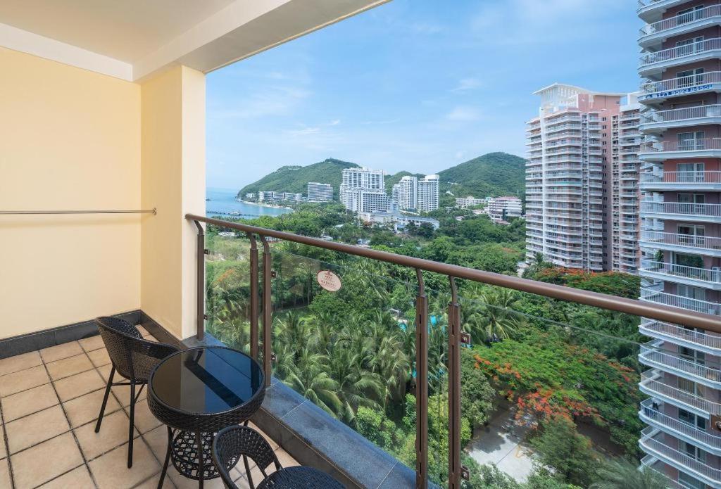 Sanya Shanghai Huating Boutique Resort Hotel Buitenkant foto